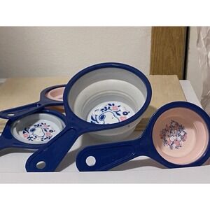 2023 Peanuts Snoopy Collapsible Measuring Cups